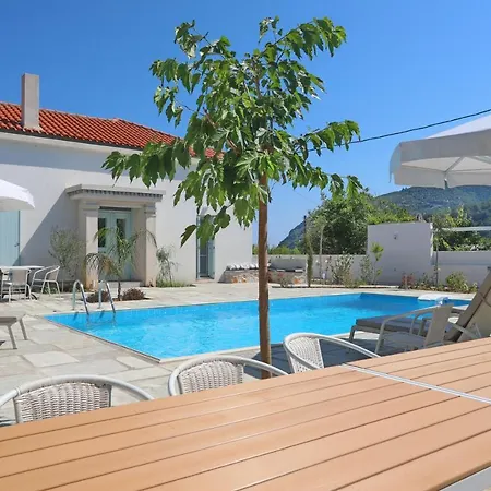 Livadi * Skopelos Town
