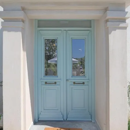 Villa Livadi *